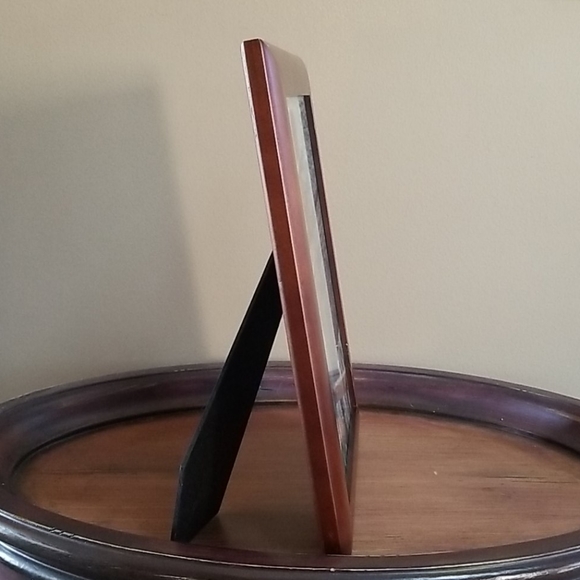 🔮NIP- Darker Brown Wooden Frame 8x10 - Picture 6 of 8